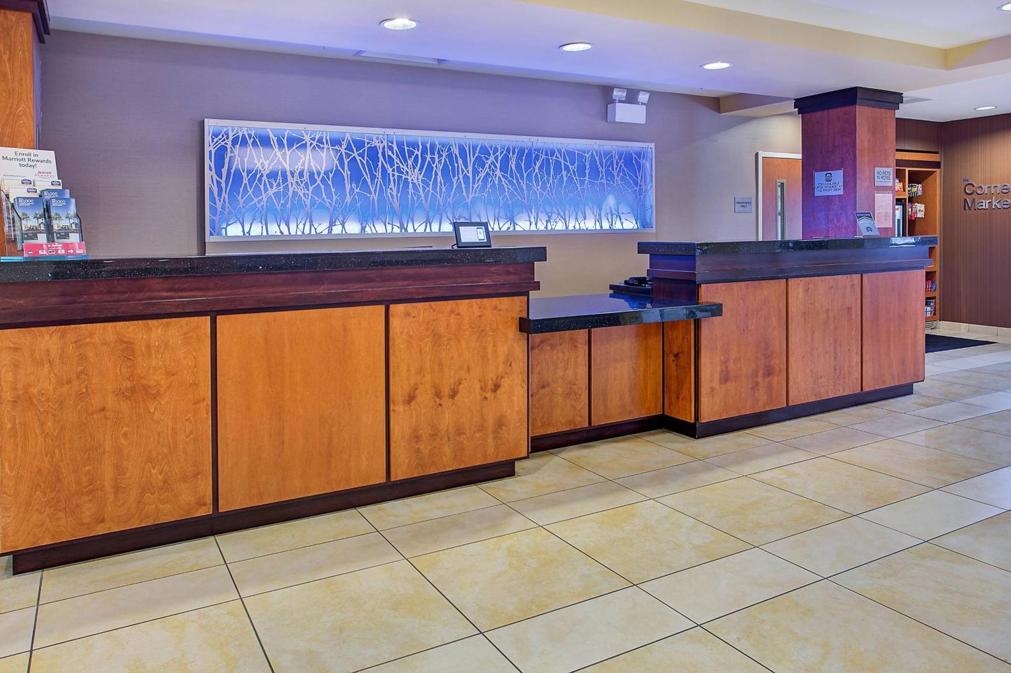 Fairfield Inn & Suites Кодак Екстер'єр фото