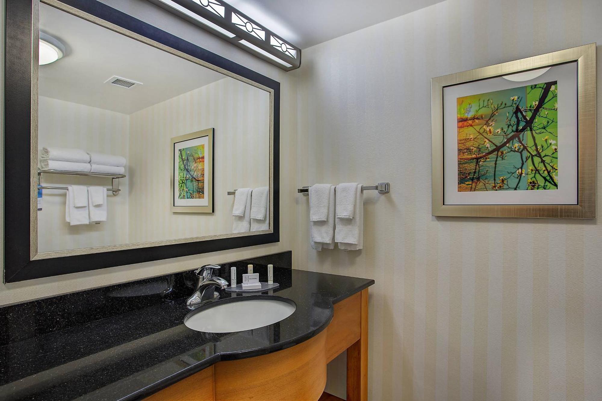 Fairfield Inn & Suites Кодак Екстер'єр фото