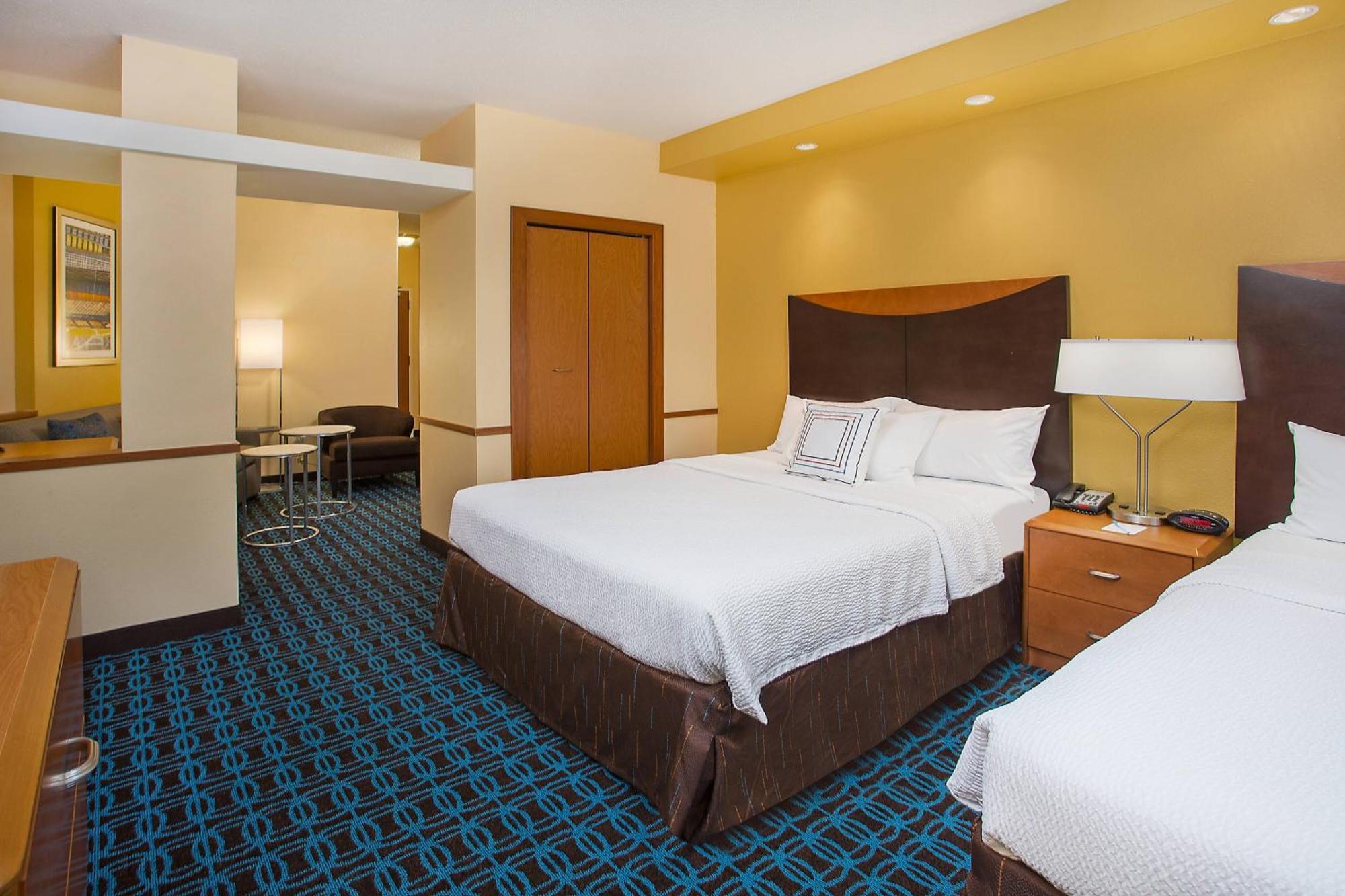 Fairfield Inn & Suites Кодак Екстер'єр фото