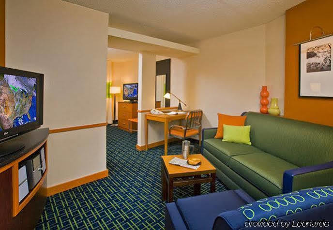 Fairfield Inn & Suites Кодак Екстер'єр фото